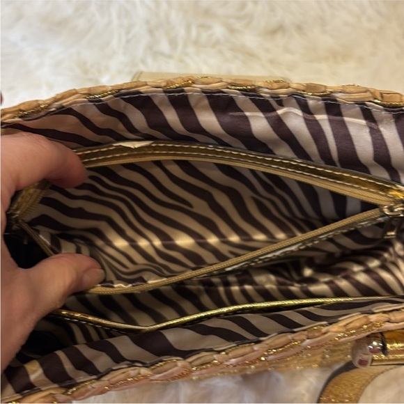 Y2K Guess Straw and Gold Ribbon
Woven Shoulder Bag - Picture 7 of 16